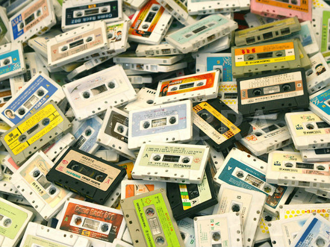 cassette-album-sales-almost-doubled-in-2016-vb8y6z7p